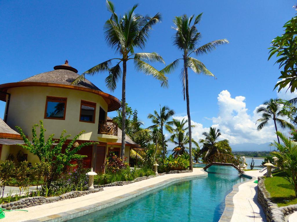 Puri Dajuma Villas Pulukan Buitenkant foto